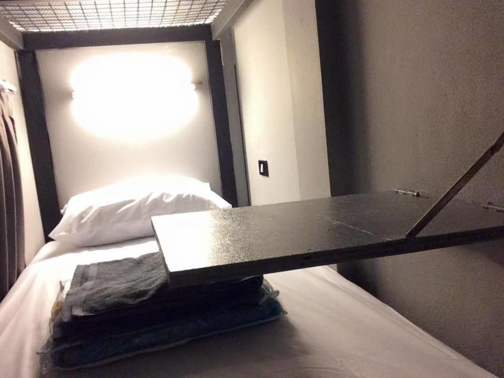 Hubb Hostel Phuket Airport Nai Yang Bagian luar foto