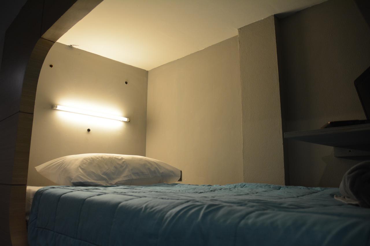 Hubb Hostel Phuket Airport Nai Yang Bagian luar foto