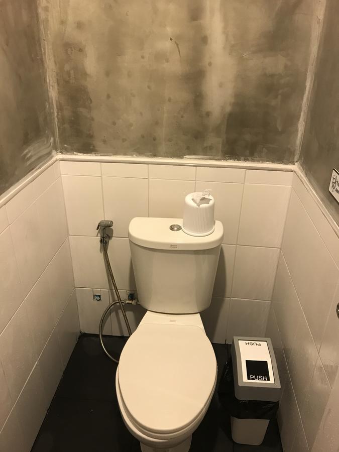 Hubb Hostel Phuket Airport Nai Yang Bagian luar foto